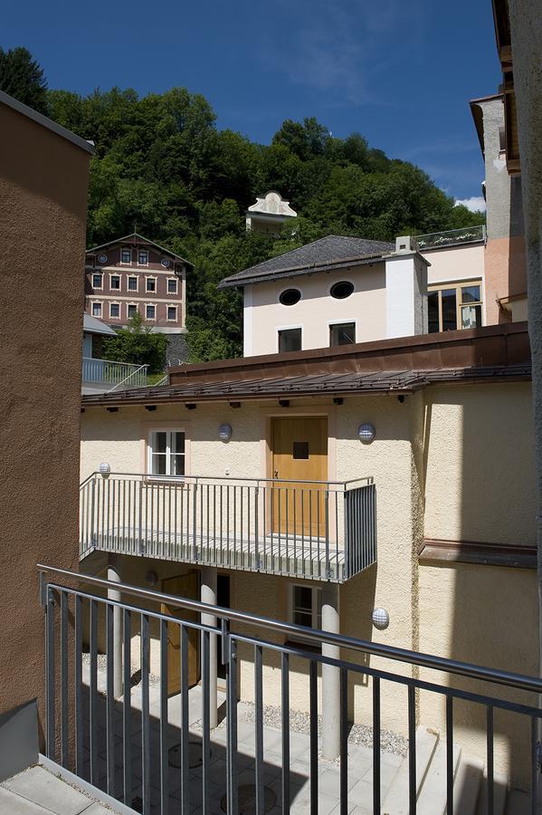 Hotel Kolping Hallein Exteriör bild